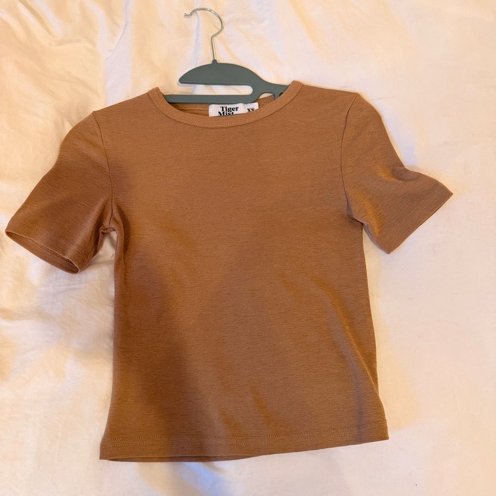 TIGER MIST Tan Short Sleeve Tee